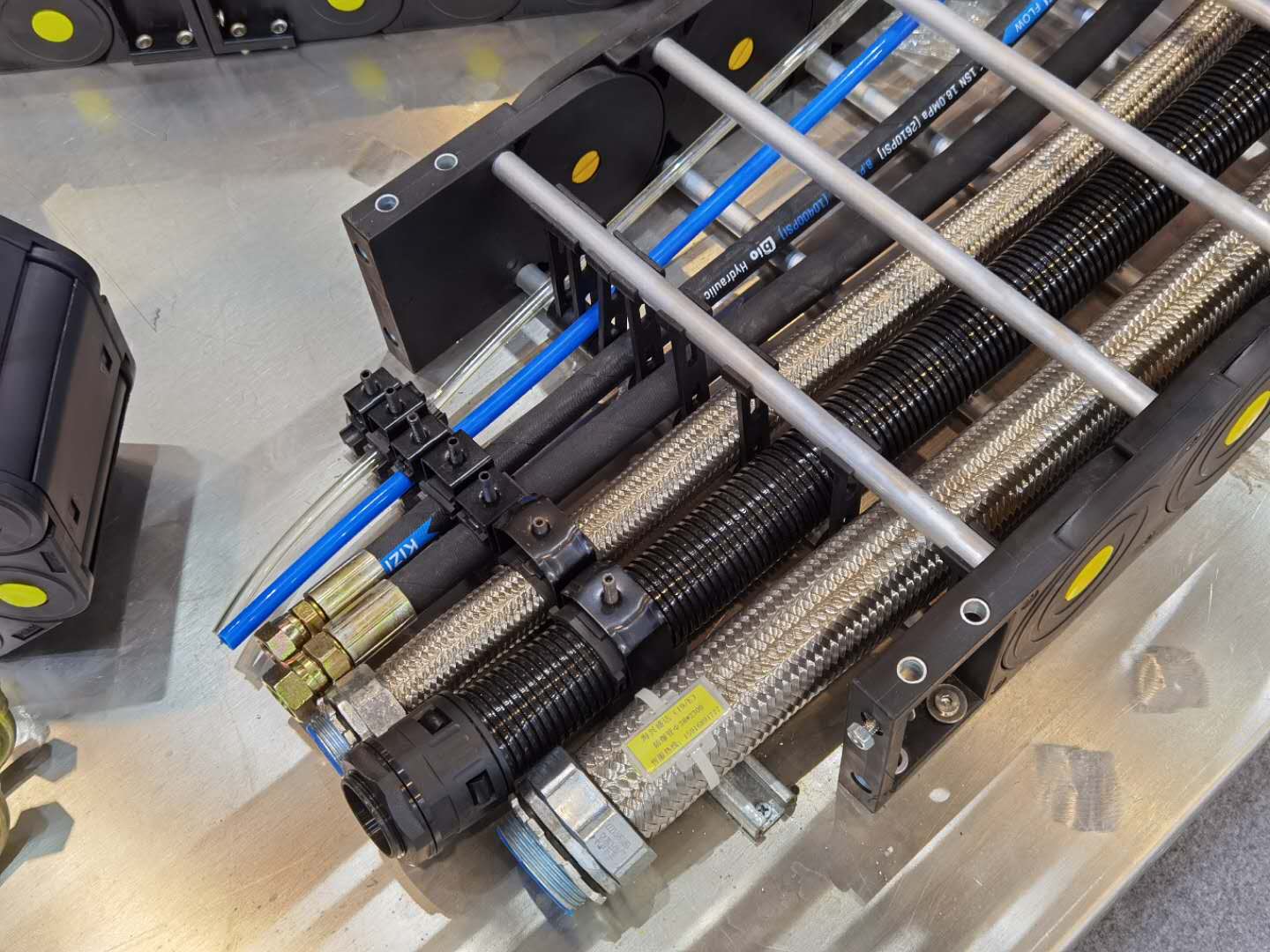 1759204611211780.jpg 大型拖鏈.jpg